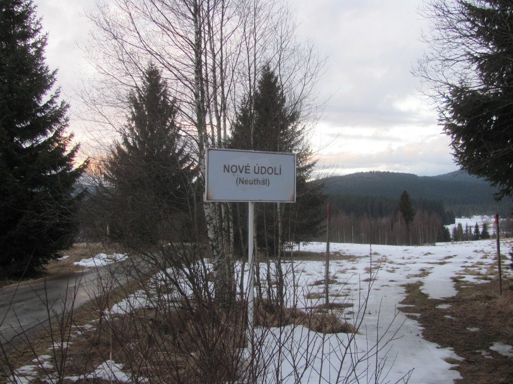 Haidm&uuml;hle - Nov&eacute; &Uacute;dol&iacute; 2014, zanikl&aacute; obec Neuthal. Foto: ?esko-bavorsk&yacute; d?jepis.