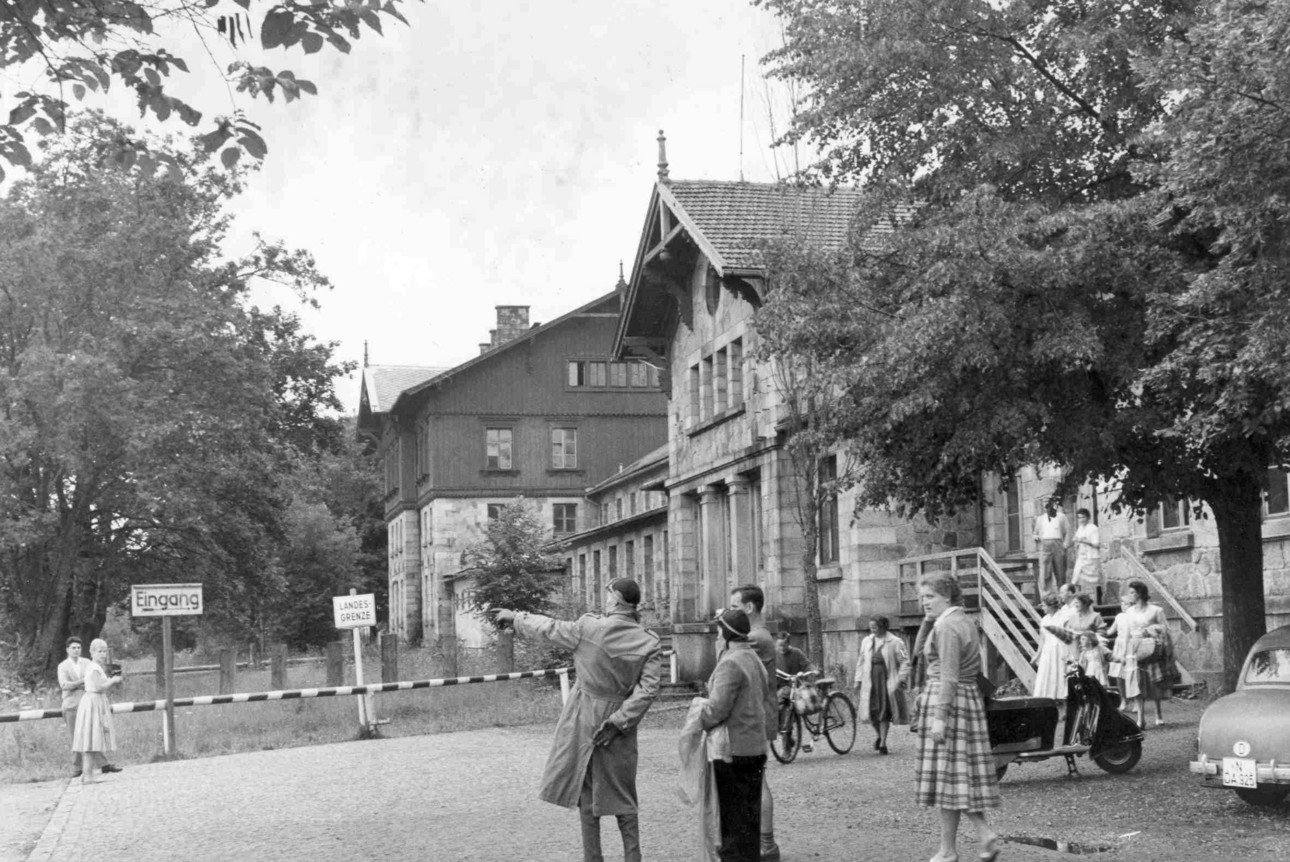 Grenz&uuml;bergang