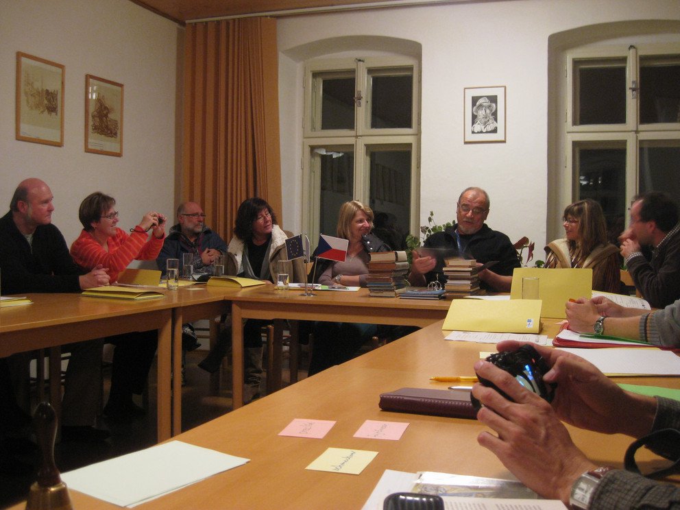 Spole?n&aacute; pr&aacute;ce v Centru Adalberta Stiftera v Horn&iacute; Plan&eacute;