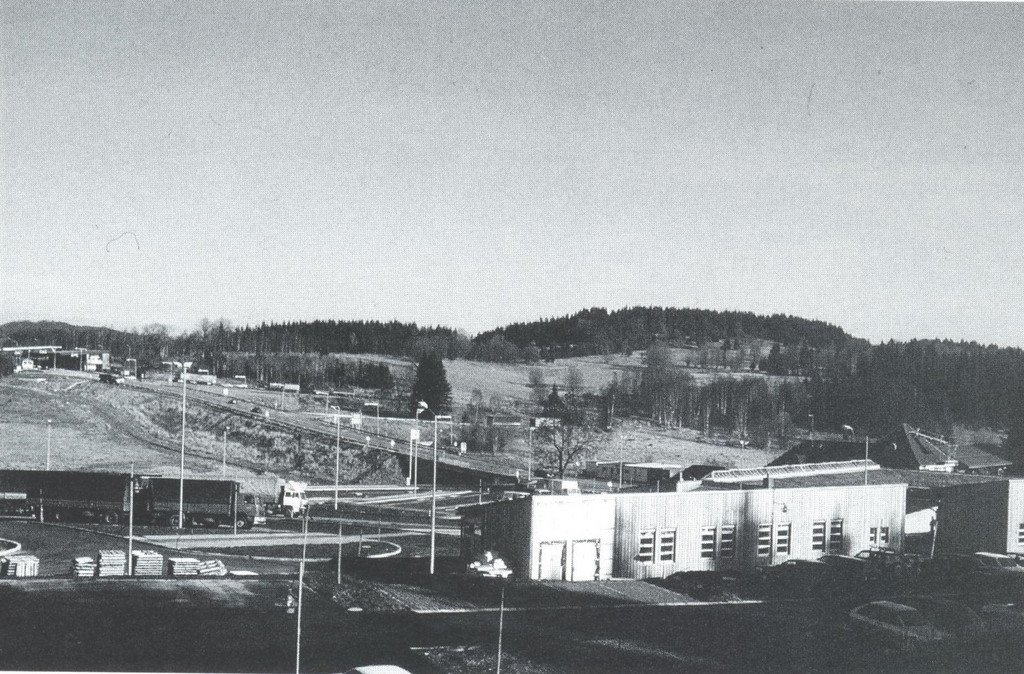 Hrani?n&iacute; p?echod Str&aacute;žn&yacute; - Philippsreut, 1990; Zdroj: Dorn, Ernst: Heimat an der Grenze.