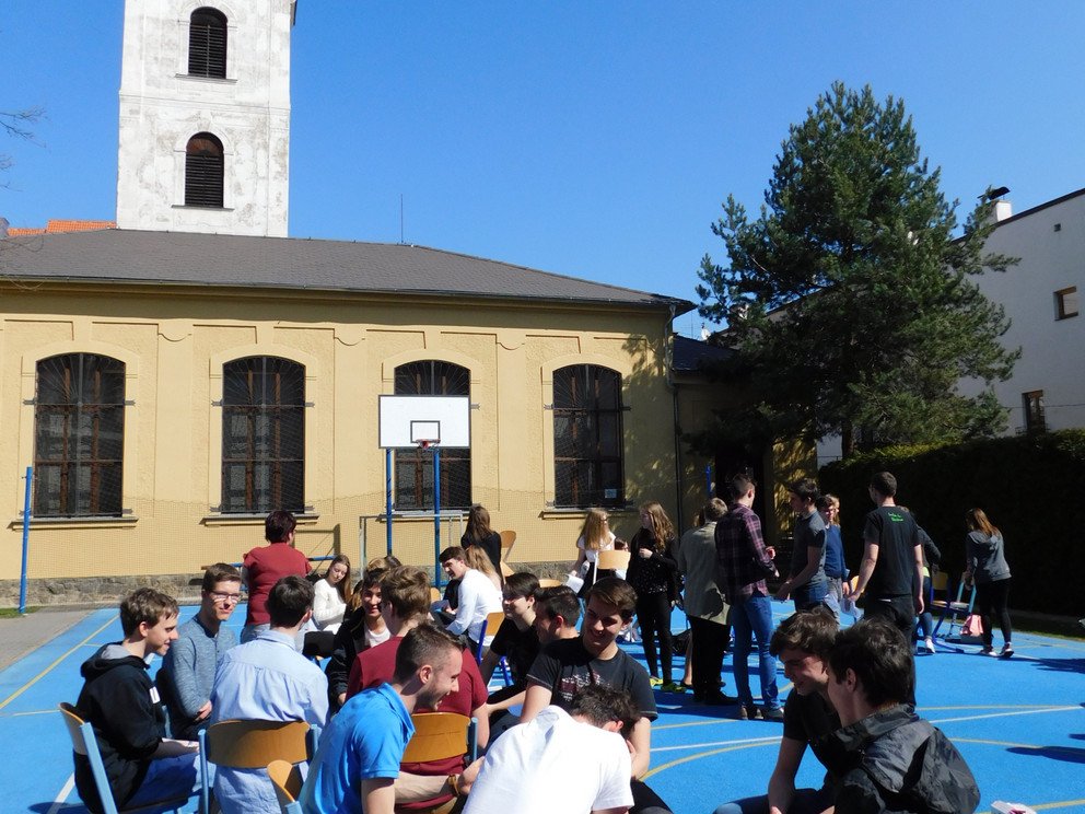 Adalbert-Stifter-Gymnasium Passau und Gymnasium Česk&aacute; Budweis