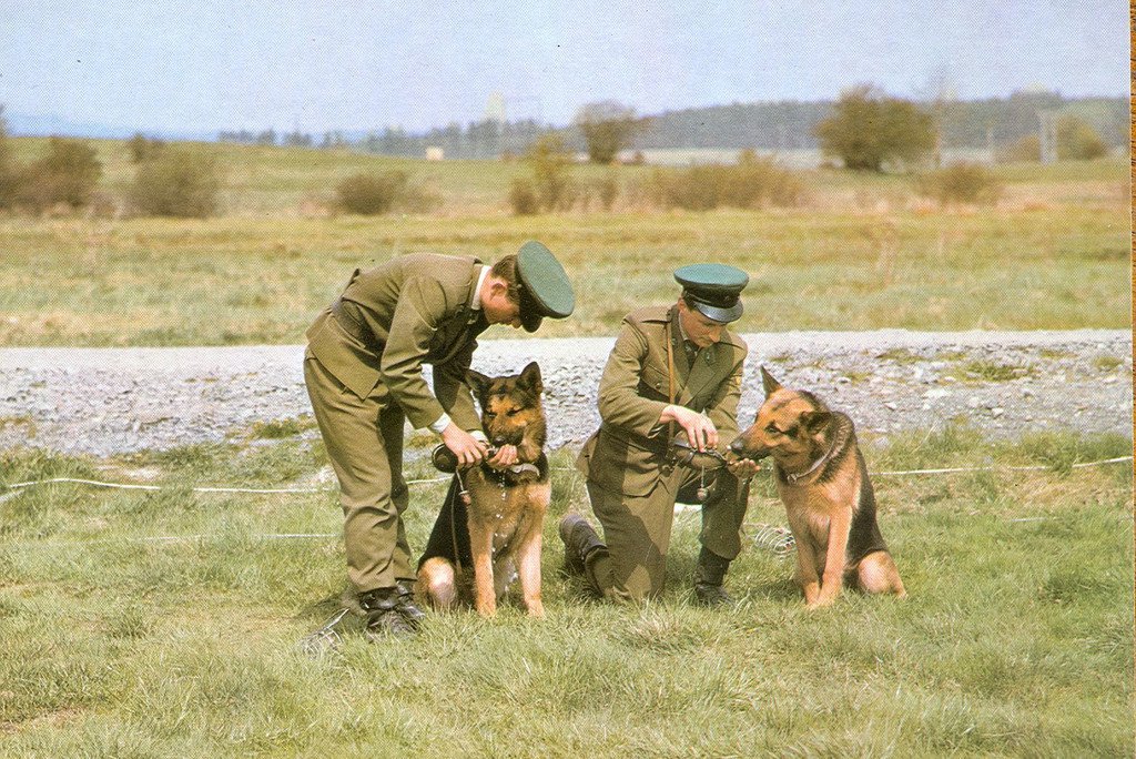 Propagandistick&eacute; fotografie Pohraničn&iacute; str&aacute;že