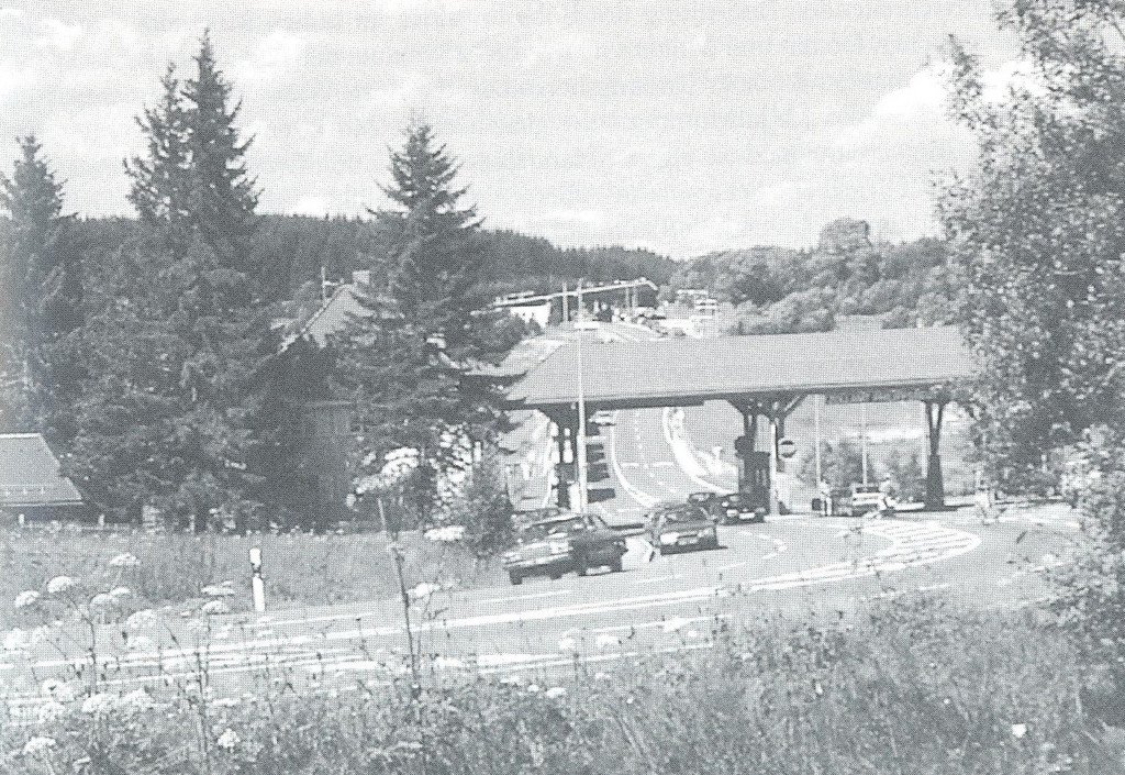 Hrani?n&iacute; p?echod Str&aacute;žn&yacute; - Philippsreut; Zdroj: Dorn, Ernst: Heimat an der Grenze.